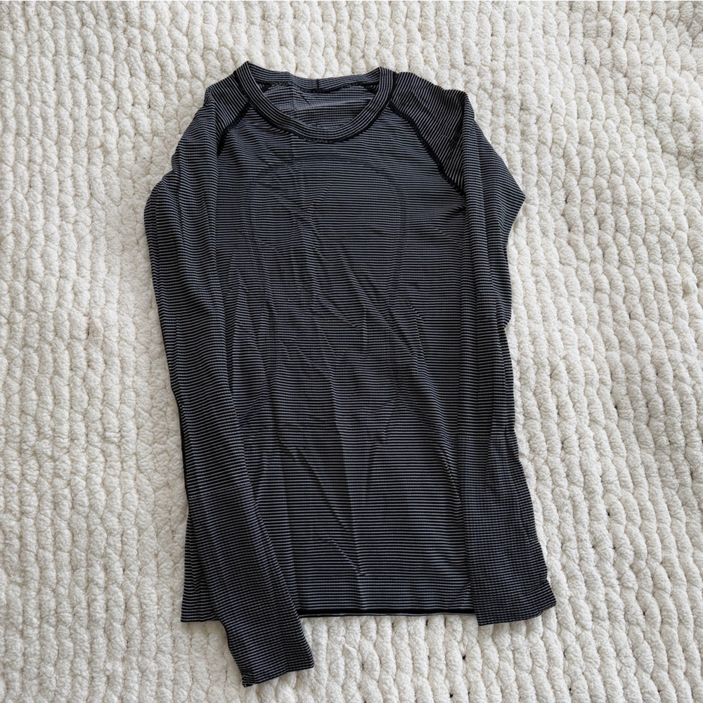 Lululemon Swiftly Tech Long Sleeve Crew- Tempo Stripe Black White